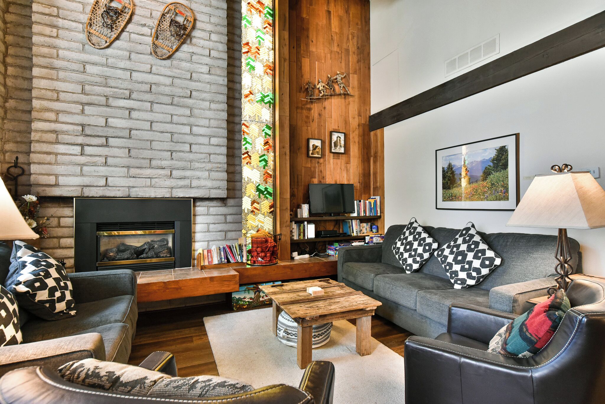 TV, fireplace, DVD player