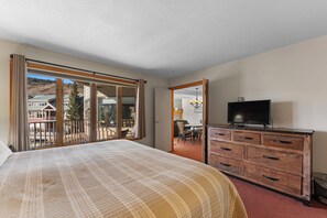 1 sovrum, strykjärn/strykbräda, internet och sängkläder