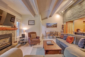 Flat-screen TV, fireplace