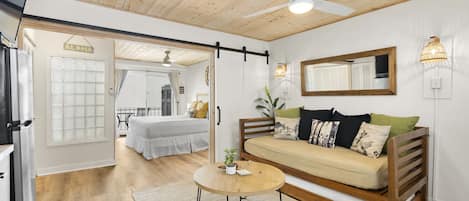 1 chambre, fer et planche à repasser, Wi-Fi gratuit, draps fournis