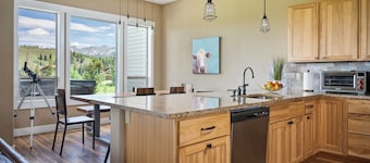 Willows at Grand Park 160 | Trails out Your Door | Bubbling Private Hot Tub