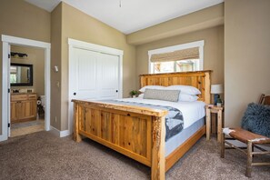 3 habitaciones, tabla de planchar con plancha y wifi gratis 