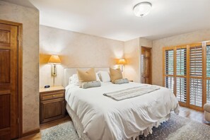 7 室のベッドルーム、アイロン / アイロン台、WiFi、ベッドシーツ