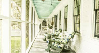 Enlisted Men's Mess Hall c1925. All Pets. North Beach & Lighthouse