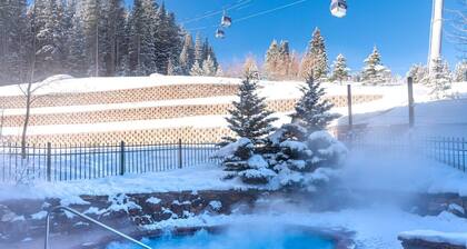 ✹ Gorgeous High-End Condo | Perfect Location | Zephyr Mountain Lodge 1508 | Walk To Slopes