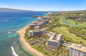 Exterior - Maui Resort Rentals: Honua Kai Hokulani 549 -  5th Floor Interior 2BR w/ Full Ocean Views (Lahaina)