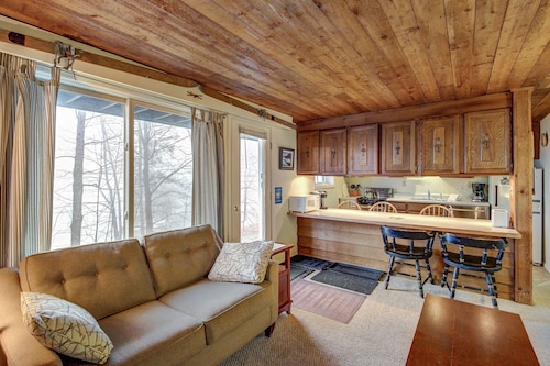 Condo with Seasonal Pool & Tennis Courts - Walk to Ski Trails