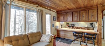 共有の季節のプール＆テニスコート付きのコンドミニアム - スキーコースまで歩いてください！