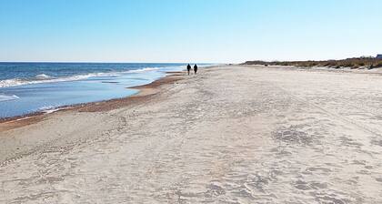 Atlantin valtameri 3: 3 mh / 3 BA-kaupunkitalo Tybee-saarella, vuodepaikkoja 8