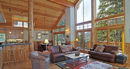 Sierra Crest at Palisades Tahoe - Secluded Luxury 5BR 5 BA w/ Wood Fireplace