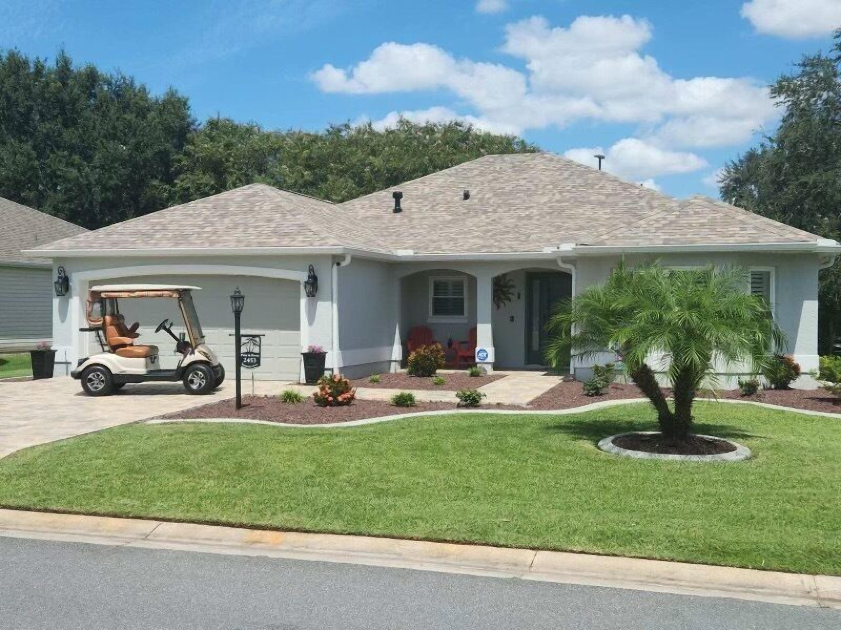 Beautiful 3 Bdrm Home w/a Golf Cart & WiFi