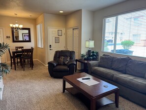 DVD player - Par-Tee House by Mesquite Vacation Rentals with Community Amenities and $510 in free daily activities (Mesquite)