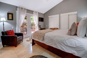 2 bedrooms, iron/ironing board, travel cot, WiFi