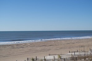 Beach - GORGEOUS OCEAN VIEWS & EASY BEACH OR POOL ACCESS! (Atlantic Beach)