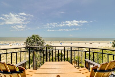 5 Roadrunner-Direct OCEANFRONT w/ Elevator, Pool & Spa. Amazing Ocean Views.