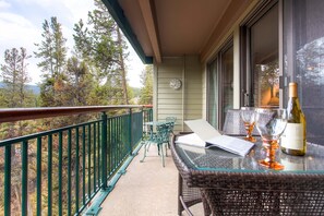 Outdoor dining - Impeccable Ski In/Out Unit with Mountain Views from Private Balcony TE402 (Breckenridge)