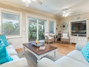 Smart TV, DVD player