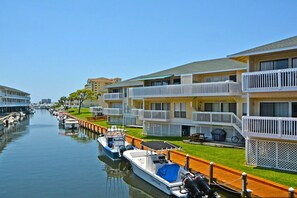 Marina - Private Beach • Golf + Pickleball • Marina & Dining (Destin)
