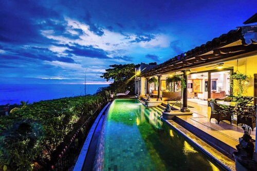 Casa Pipilacha♛Impressive Ocean view♛ Infinity Edge Pool and ktcn