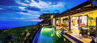 Casa Pipilacha♛Impressive Ocean view♛ Infinty Edge Pool and ktcn