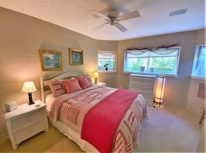 3 bedrooms, desk, iron/ironing board, travel crib