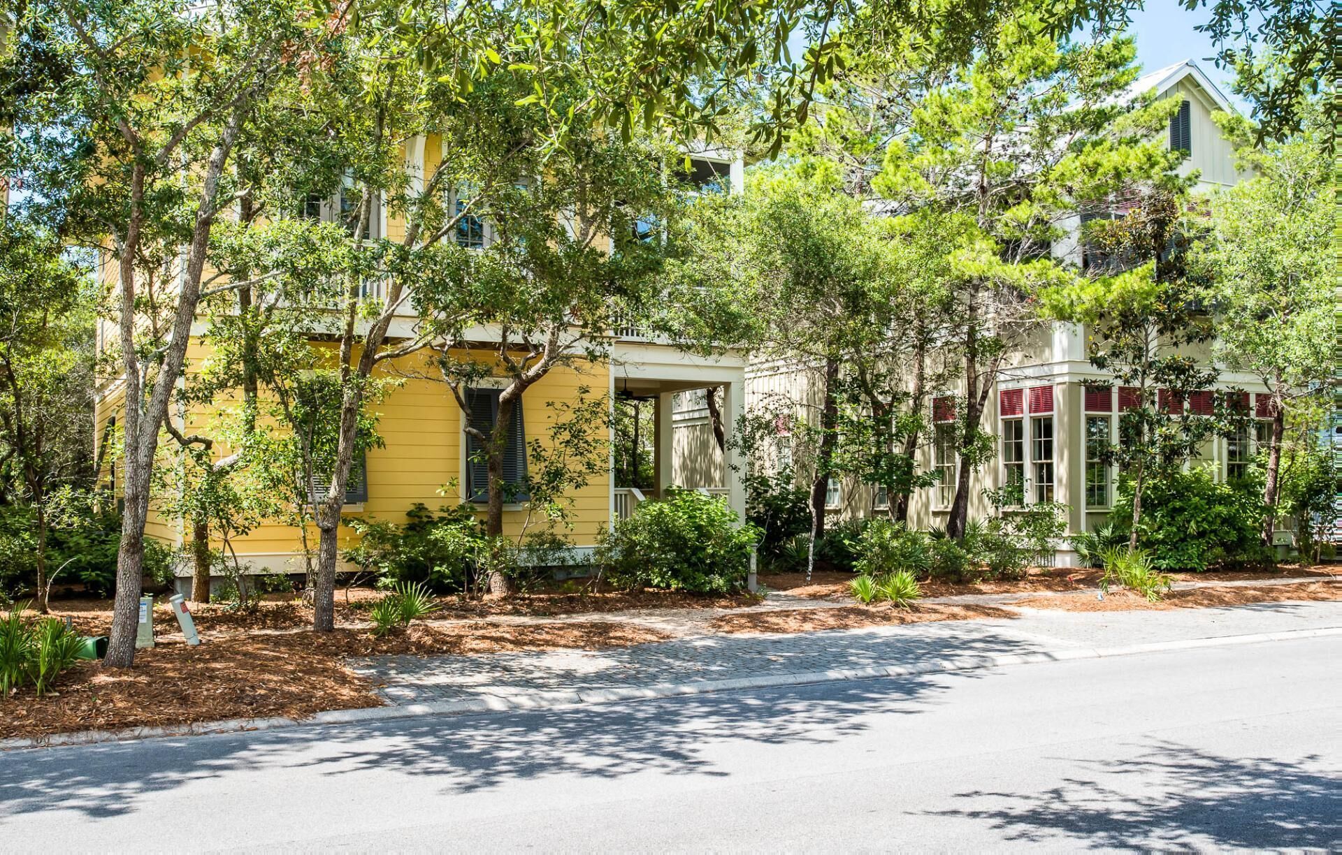 Book Your Fall Getaway Today! "YOLO" in Watercolor's Park District. Newly Renovated!