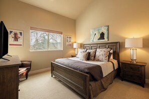 4 bedrooms, WiFi, bed sheets