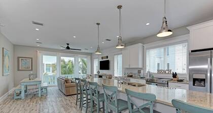 Mermaid's Landing managed by Beach Retreats FL Anna Maria Island