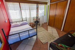 Phòng đôi | Két bảo mật tại phòng, trang trí khác biệt 