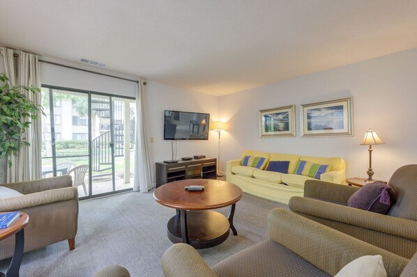 Een televisie en een dvd-speler