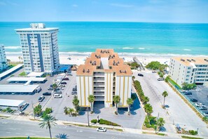 Exterior - Beachside! Sleeps 10, King Bed, Heated Pool & Spa - 102 (Redington Shores)