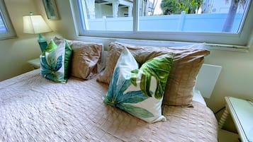 3 chambres, fer et planche à repasser, lit parapluie, Wi-Fi gratuit