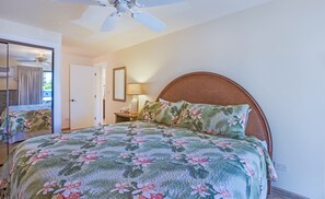 2 bedrooms, iron/ironing board, free WiFi, bed sheets - Rare Ground Floor Ocean Front, best at Maui Sunset (Kihei)