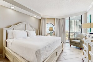 3 bedrooms, iron/ironing board, free Internet, bed sheets