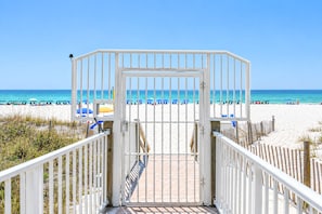 Destin Towers Private Beach Access