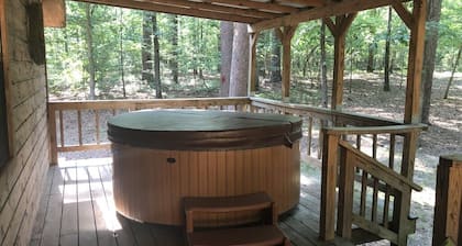 Affordable cabin near Beavers Bend State Park