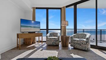 Flachbildfernseher, DVD-Player, Stereoanlage