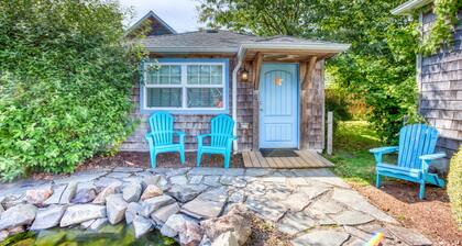 Six Cottages w/ Shared Courtyard & Grill - Two Blocks to Beach Dog-Friendly