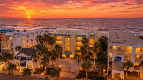 Oceanfront Condo just steps to beach, pool, and main strip - Ocean Palms 201