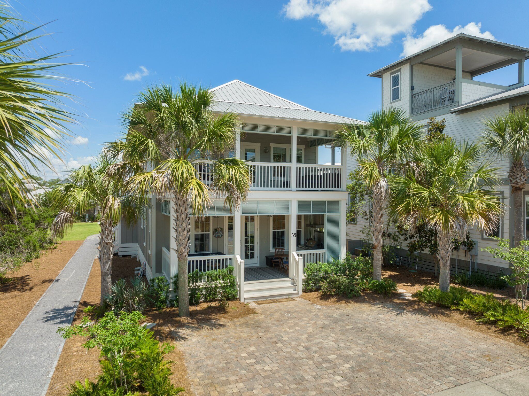 BEAUTIFUL HOME IN SEACREST BEACH! SLEEPS UP 12!