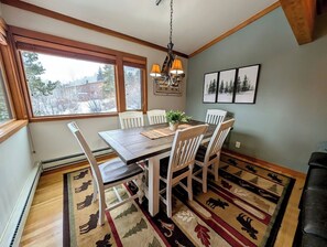 Dining - Book for Ski Trip w/Pool & Hot Tub, Shuttle (Keystone)