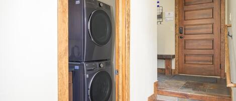 First washer/dryer set