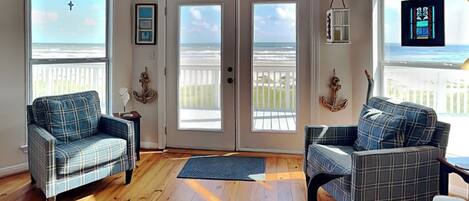 TV, fireplace, DVD player