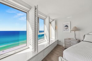 2 bedrooms, iron/ironing board, free WiFi, bed sheets - Beachfront Condo w/ GOLF CART, Furnished Balcony, Gulf View, Pool, Beach Tram (Miramar Beach)