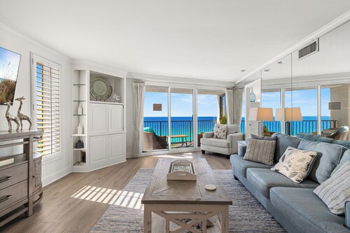 Beachfront Condo w/ GOLF CART, Furnished Balcony, Gulf View, Pool, Beach Tram