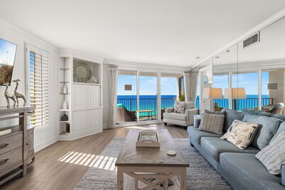 Beachfront Condo w/ GOLF CART, Furnished Balcony, Gulf View, Pool, Beach Tram