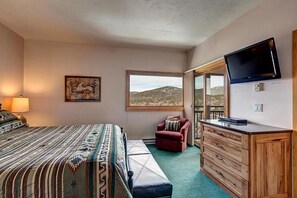 2 habitaciones, tabla de planchar con plancha, internet y ropa de cama 