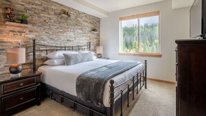 3 Schlafzimmer, Bügeleisen/Bügelbrett, kostenloses WLAN, Bettwäsche