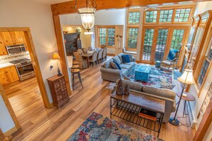 Tv, eldstad, dvd-spelare och böcker