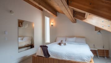 6 Schlafzimmer, BĂŒgeleisen/BĂŒgelbrett, kostenloses WLAN, BettwĂ€sche